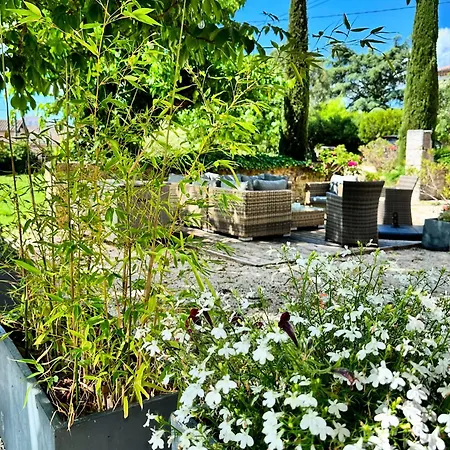 Bed & Breakfast La Bastide De 3*